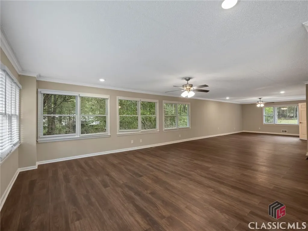 275 Hanover Drive Bogart GA 30622