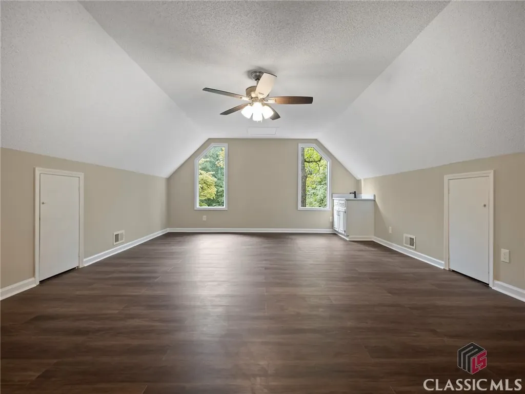 275 Hanover Drive Bogart GA 30622