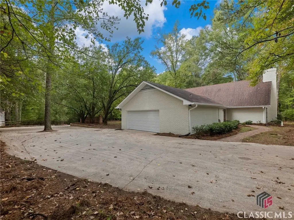 275 Hanover Drive Bogart GA 30622