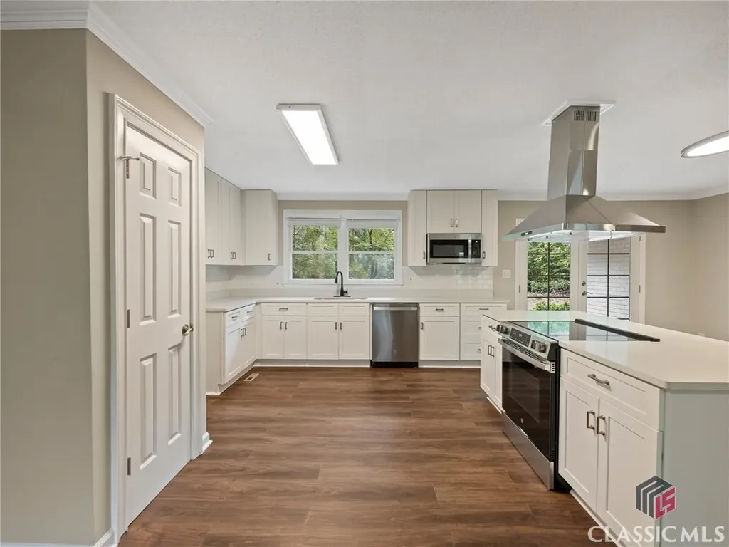 275 Hanover Drive Bogart GA 30622