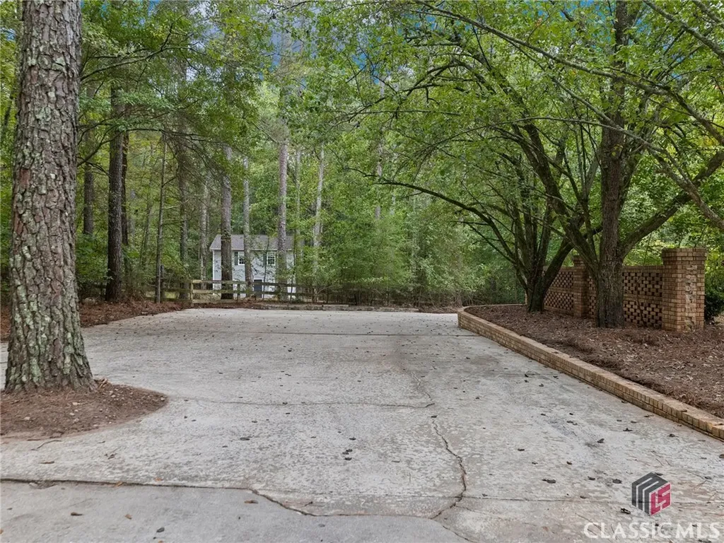 275 Hanover Drive Bogart GA 30622