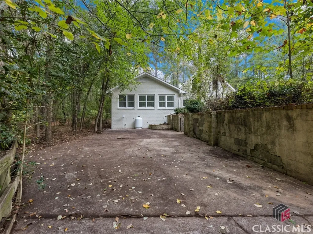 275 Hanover Drive Bogart GA 30622