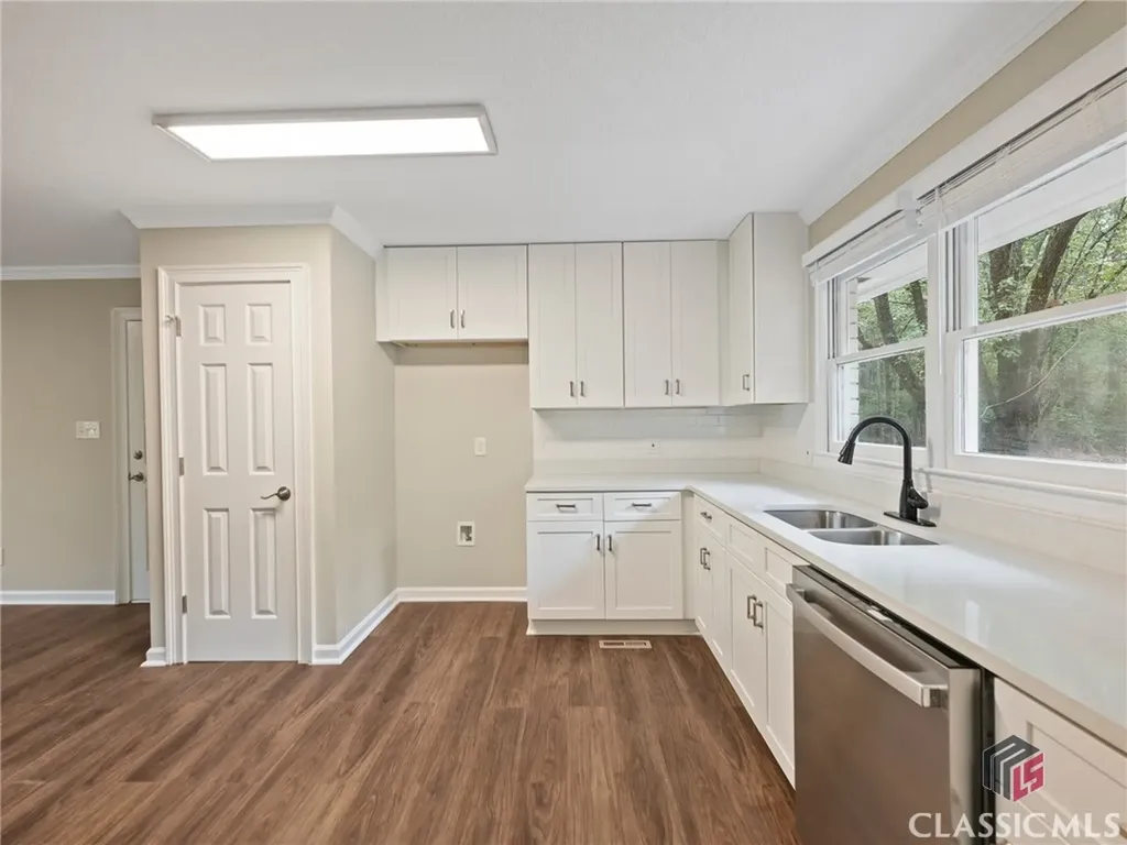 275 Hanover Drive Bogart GA 30622