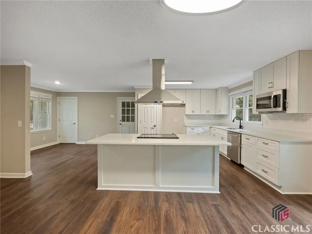 275 Hanover Drive Bogart GA 30622