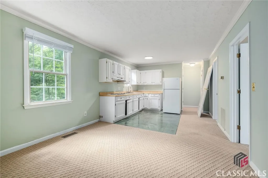 125 Deerfield Road Bogart GA 30622