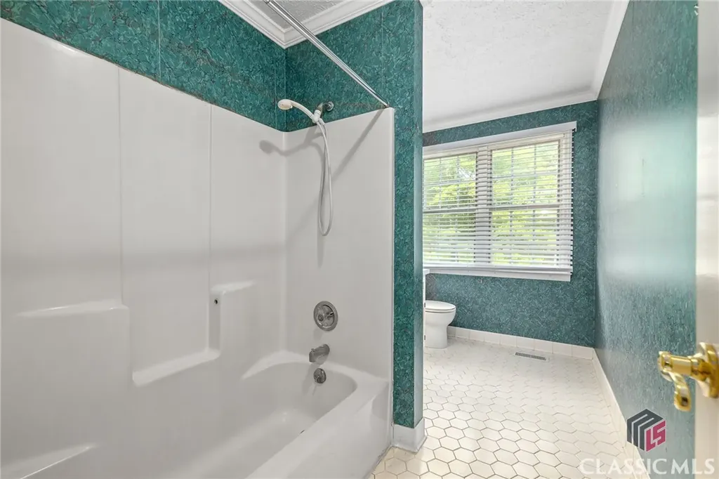 125 Deerfield Road Bogart GA 30622