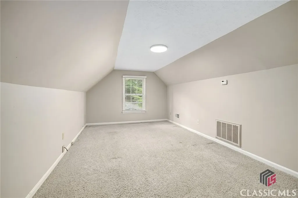 125 Deerfield Road Bogart GA 30622