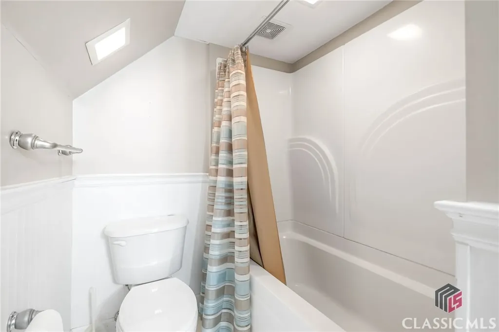 125 Deerfield Road Bogart GA 30622