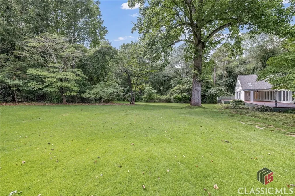 125 Deerfield Road Bogart GA 30622