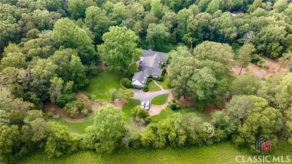 125 Deerfield Road Bogart GA 30622