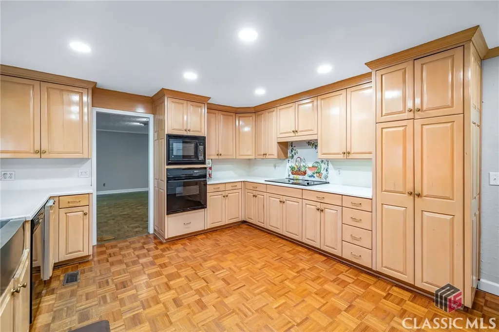 125 Deerfield Road Bogart GA 30622