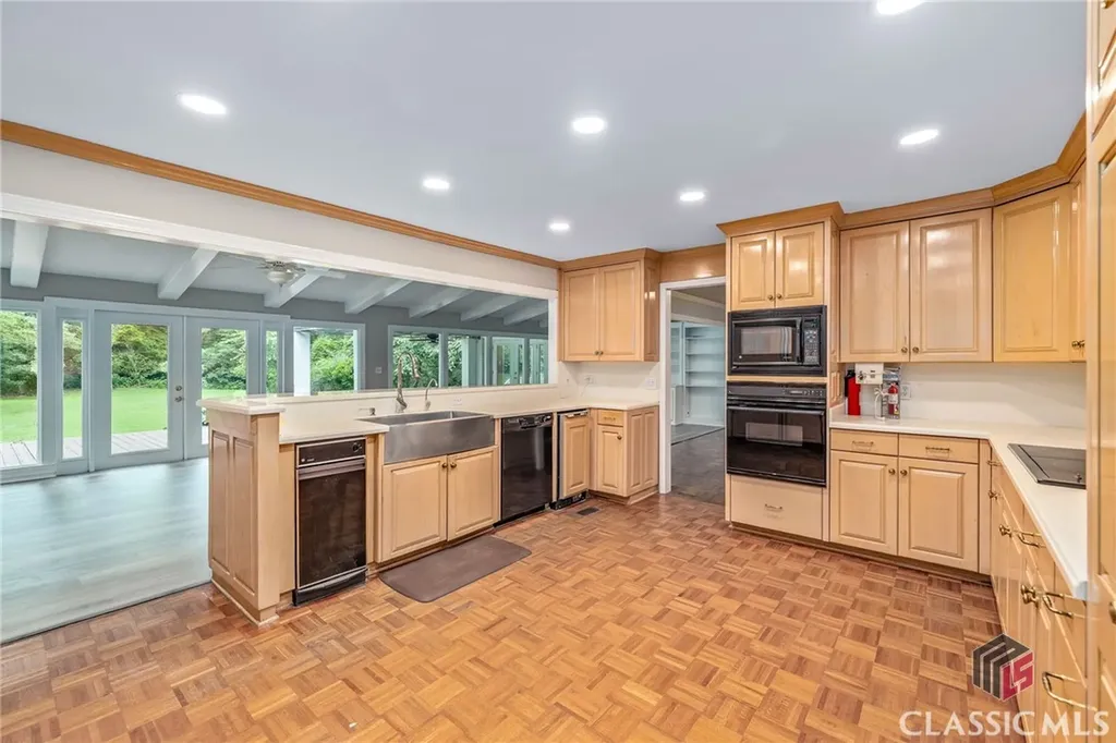 125 Deerfield Road Bogart GA 30622