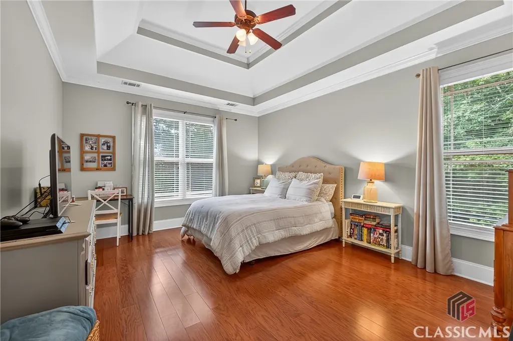 43 Emily Lane Bogart GA 30622