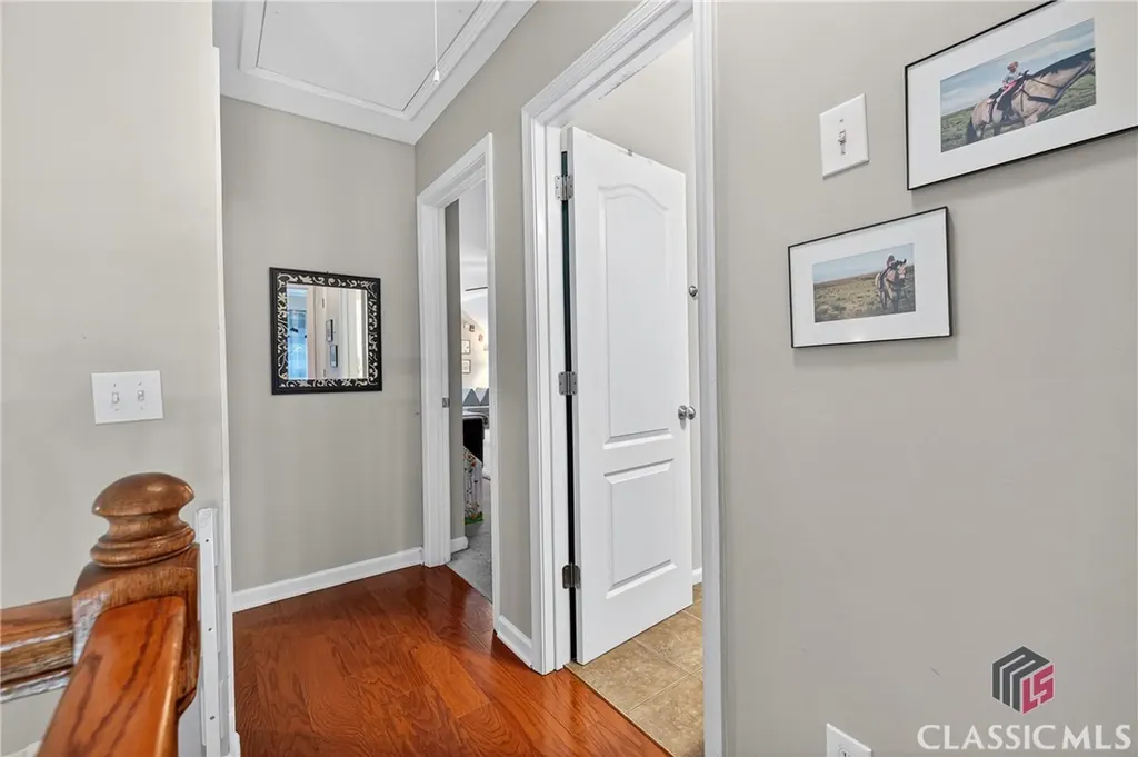 43 Emily Lane Bogart GA 30622