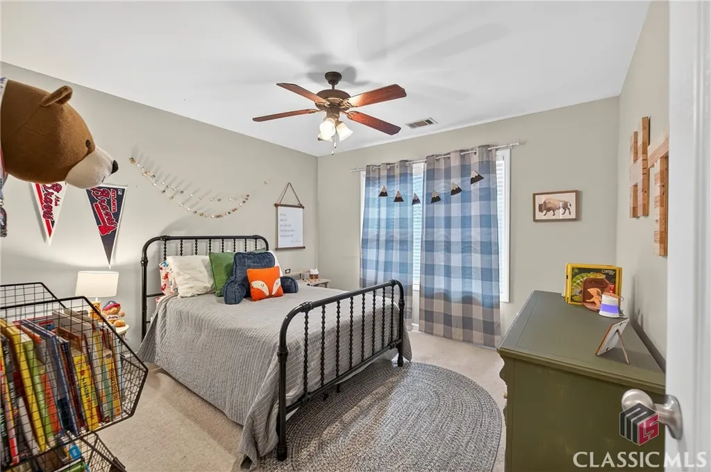 43 Emily Lane Bogart GA 30622