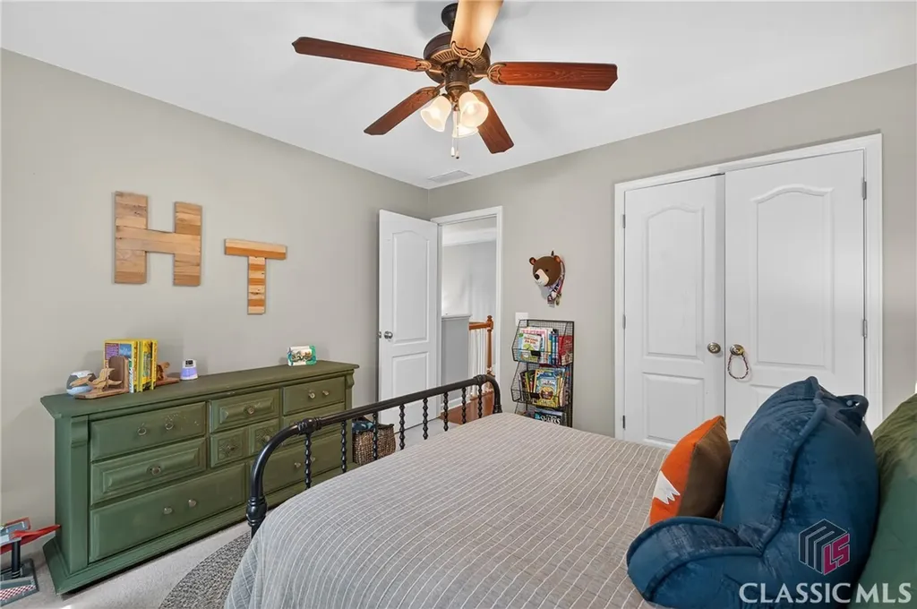 43 Emily Lane Bogart GA 30622