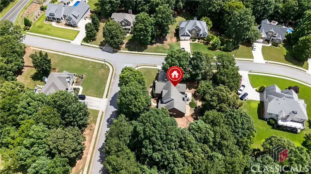 43 Emily Lane Bogart GA 30622