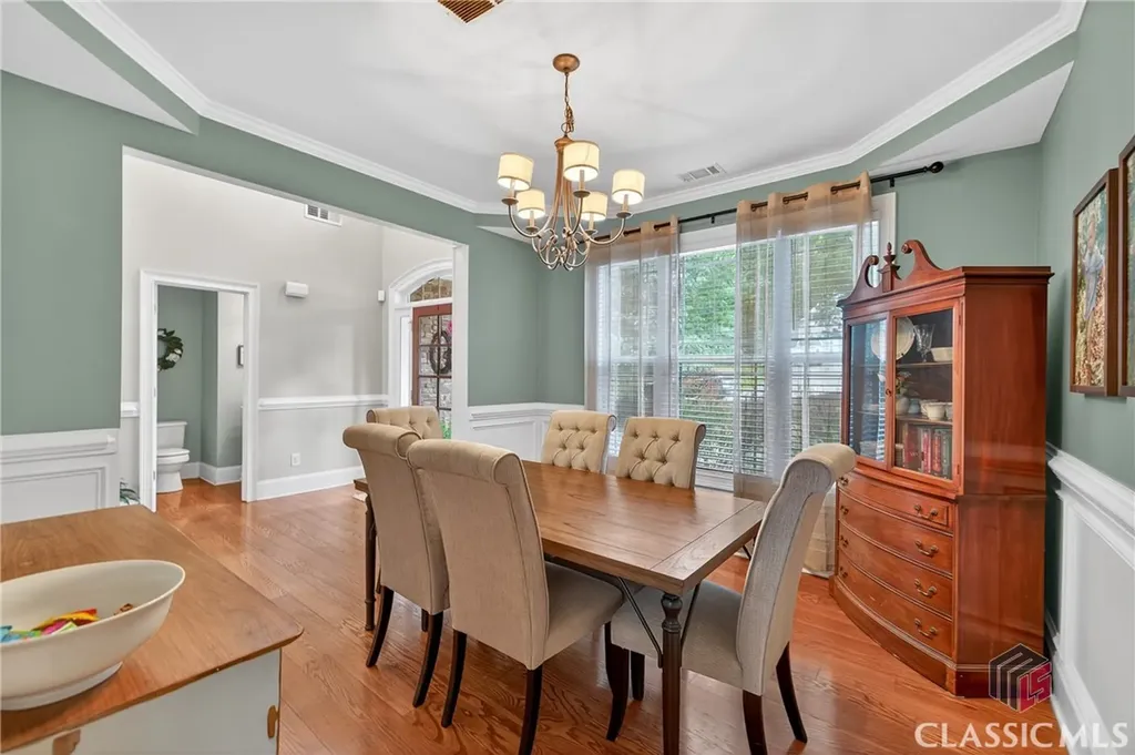 43 Emily Lane Bogart GA 30622