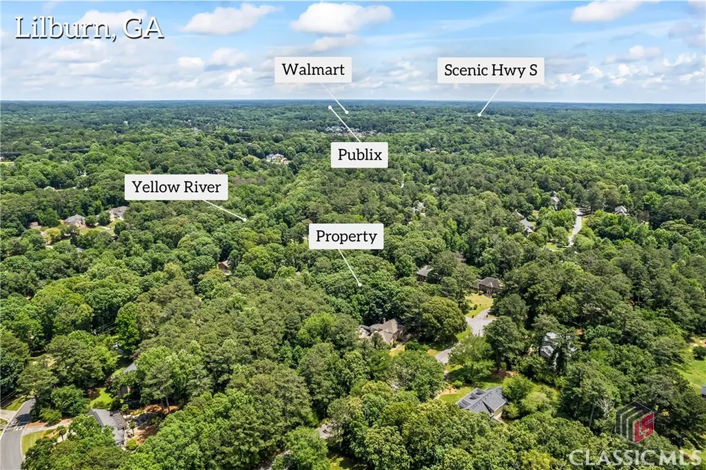 5018 Castlewood Drive SW Lilburn GA 30047