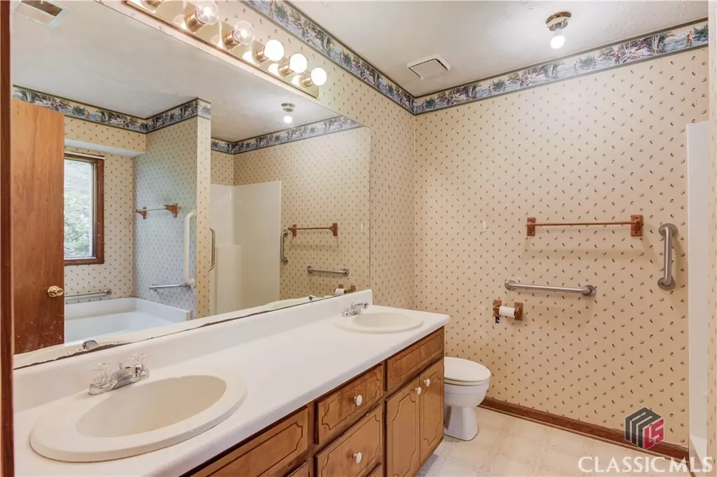 2088 Blackberry Lane Auburn GA 30011