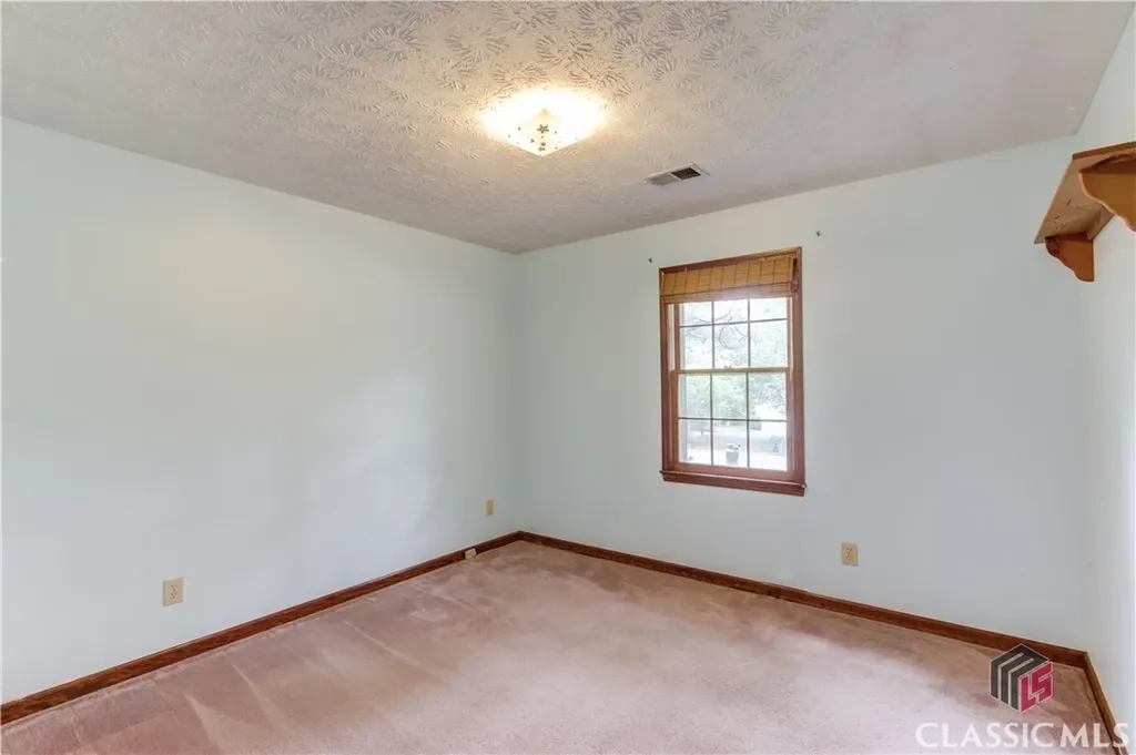 2088 Blackberry Lane Auburn GA 30011