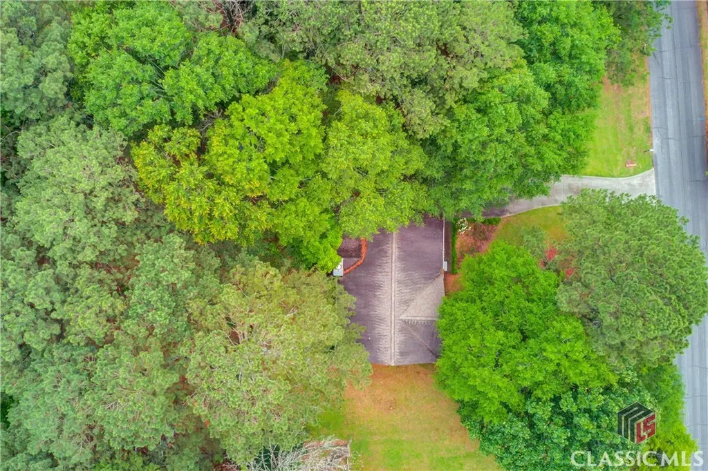 2088 Blackberry Lane Auburn GA 30011