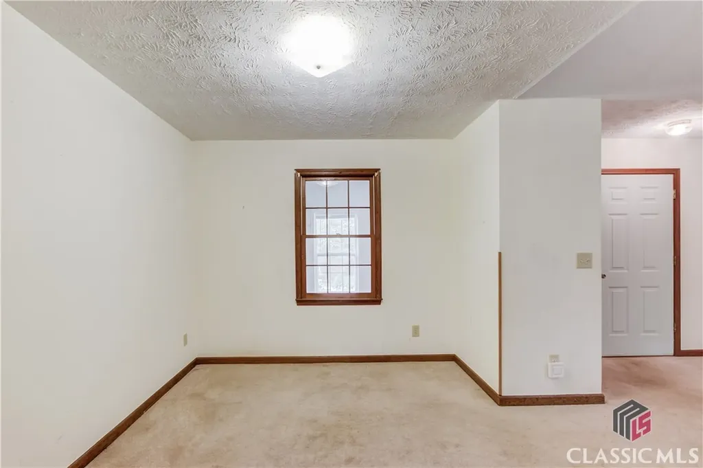 2088 Blackberry Lane Auburn GA 30011