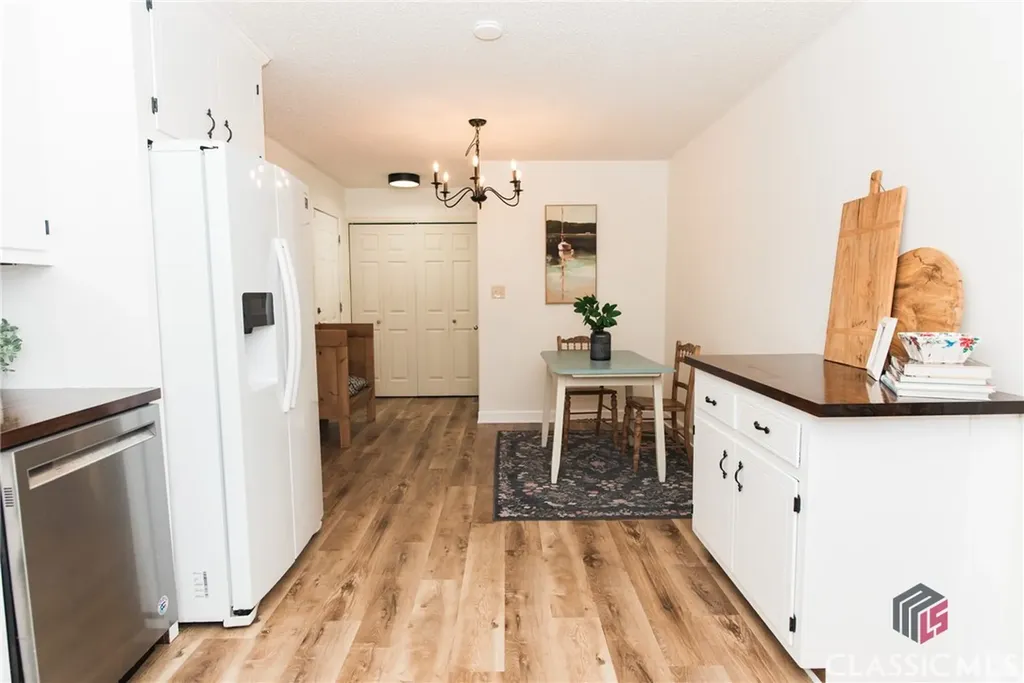 215 Cooper Road Athens GA 30605