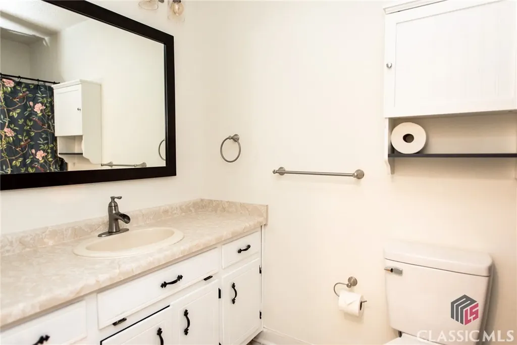 215 Cooper Road Athens GA 30605