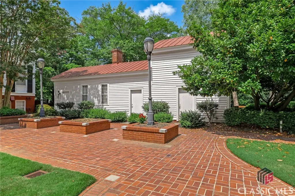 570 Prince Avenue Athens GA 30601