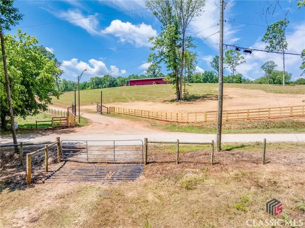1650 Locklin Cemetery Road Monroe GA 30656