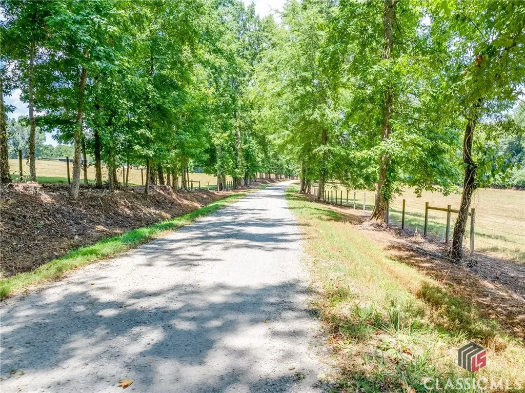 1650 Locklin Cemetery Road Monroe GA 30656