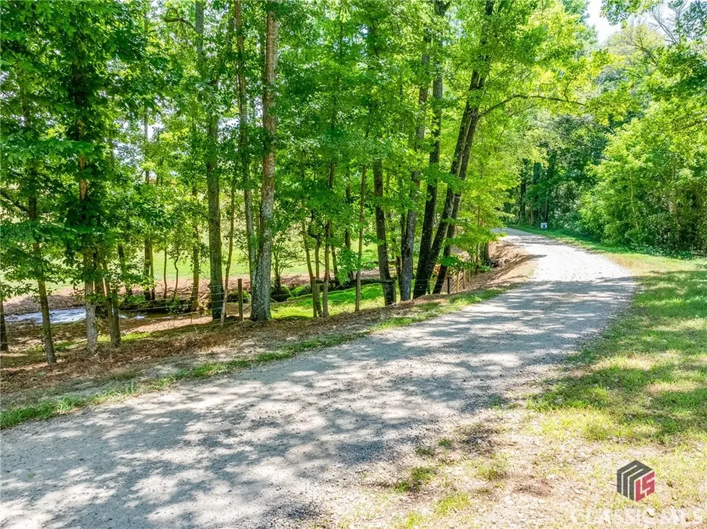 1650 Locklin Cemetery Road Monroe GA 30656
