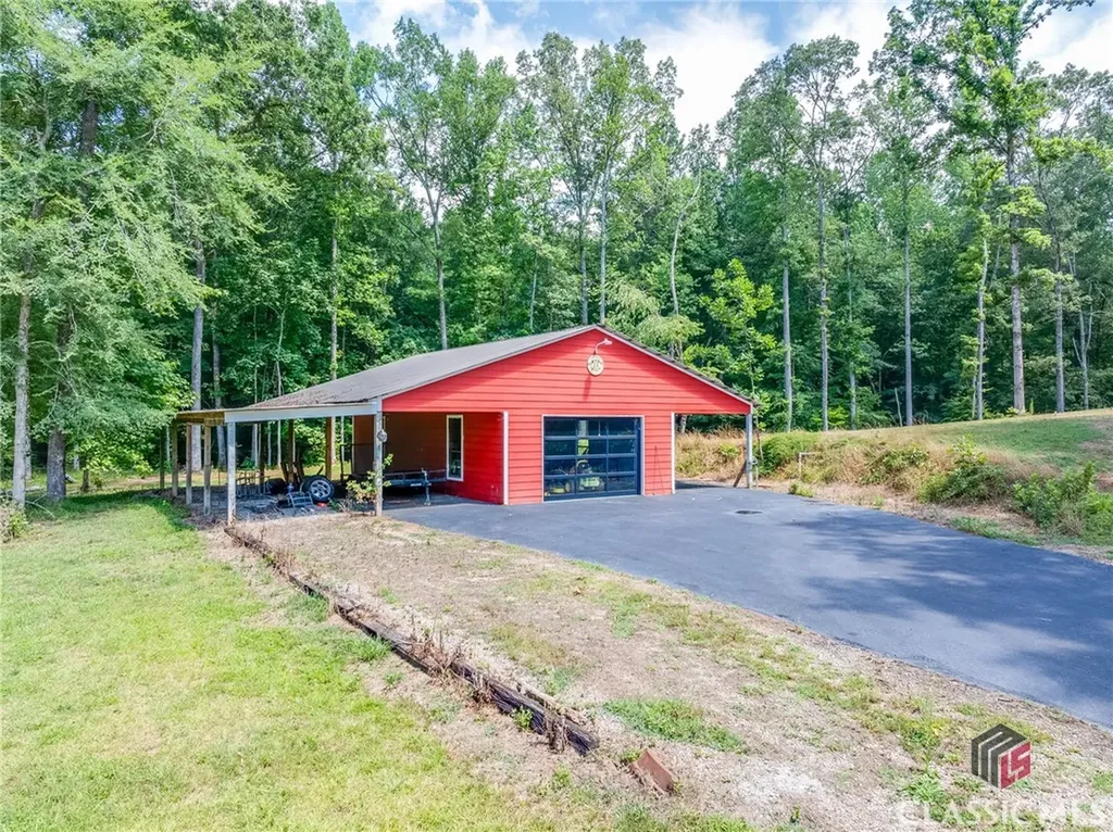 1650 Locklin Cemetery Road Monroe GA 30656