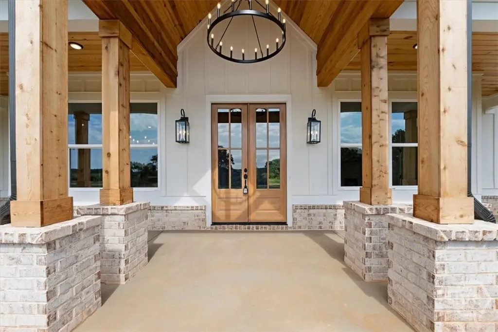 1350 Echols Road Bishop GA 30621