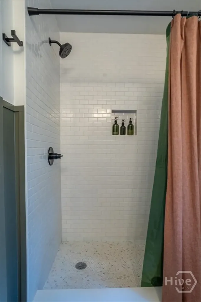 5109 Tallassee Road Athens GA 30607