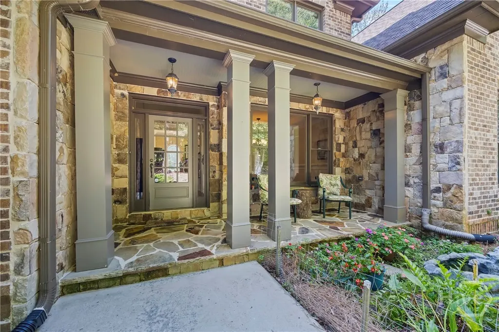 1071 Riverhill Drive Bishop GA 30621