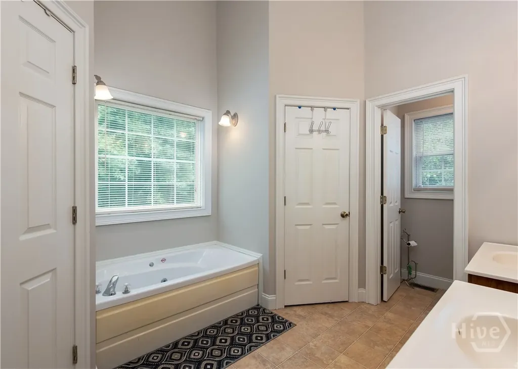 556 Fuller Road Athens GA 30607