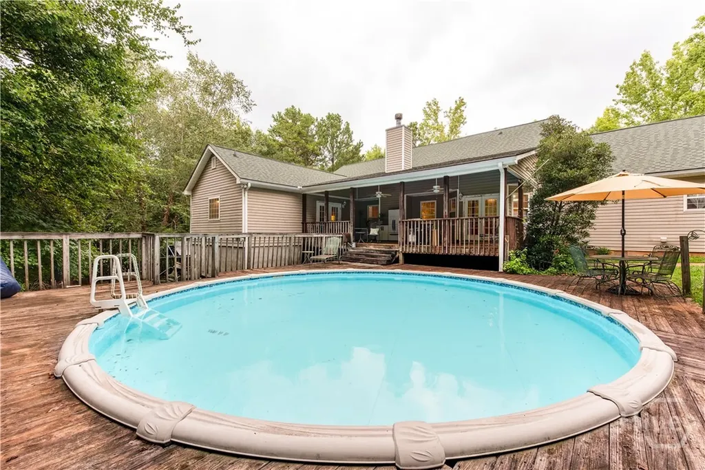 556 Fuller Road Athens GA 30607