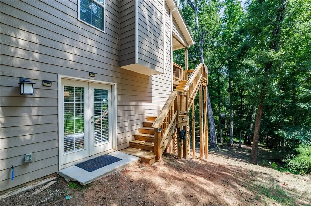 283 Lake Vista Way Athens GA 30607