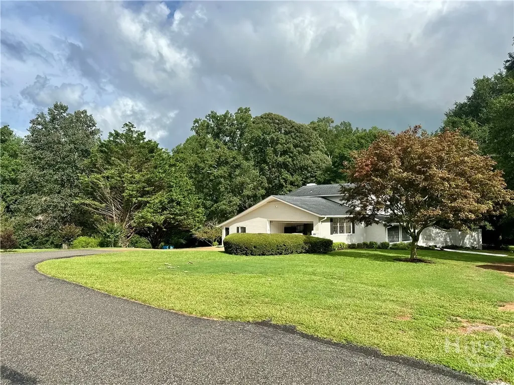 235 Minish Lake Road Commerce GA 30530