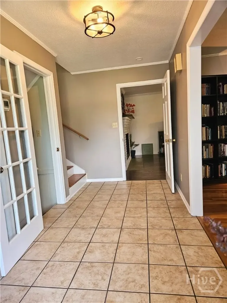 160 Edgewood Drive Athens GA 30606