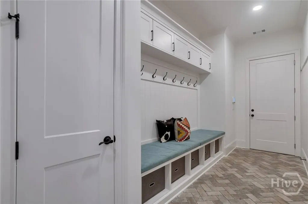 908 Indigo Bunting Road Statham GA 30666