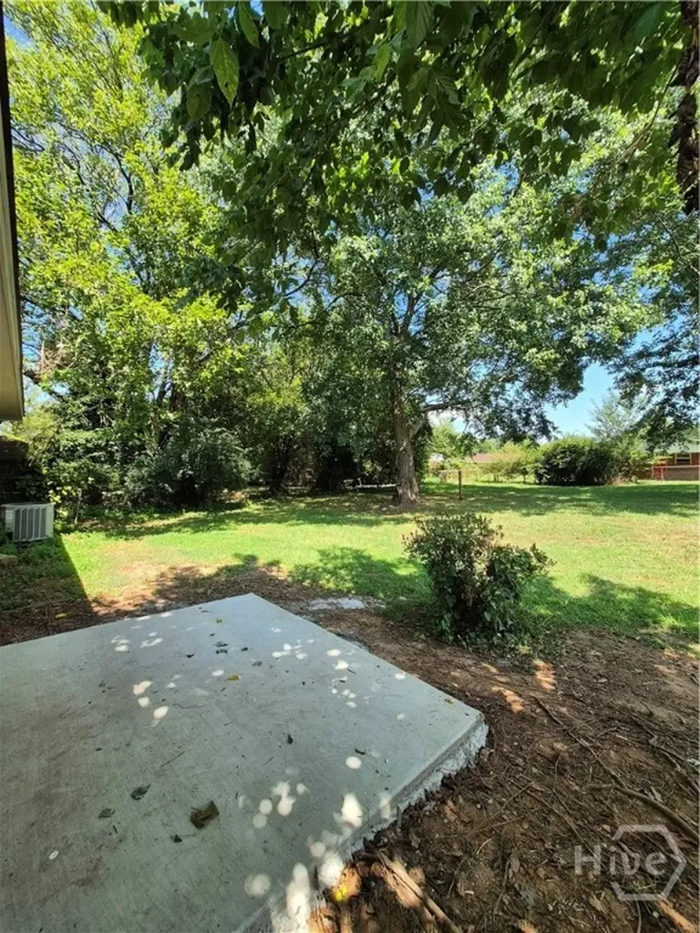 1995 Lexington Road Athens GA 30605