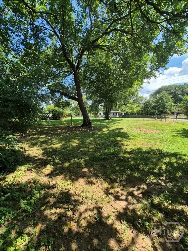 1995 Lexington Road Athens GA 30605