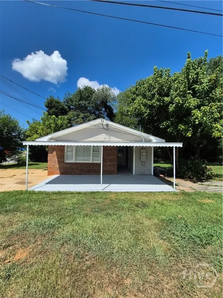 1995 Lexington Road Athens GA 30605