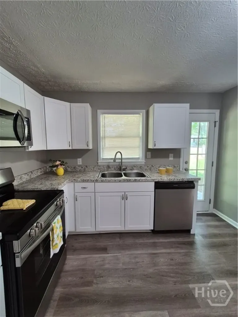 1995 Lexington Road Athens GA 30605