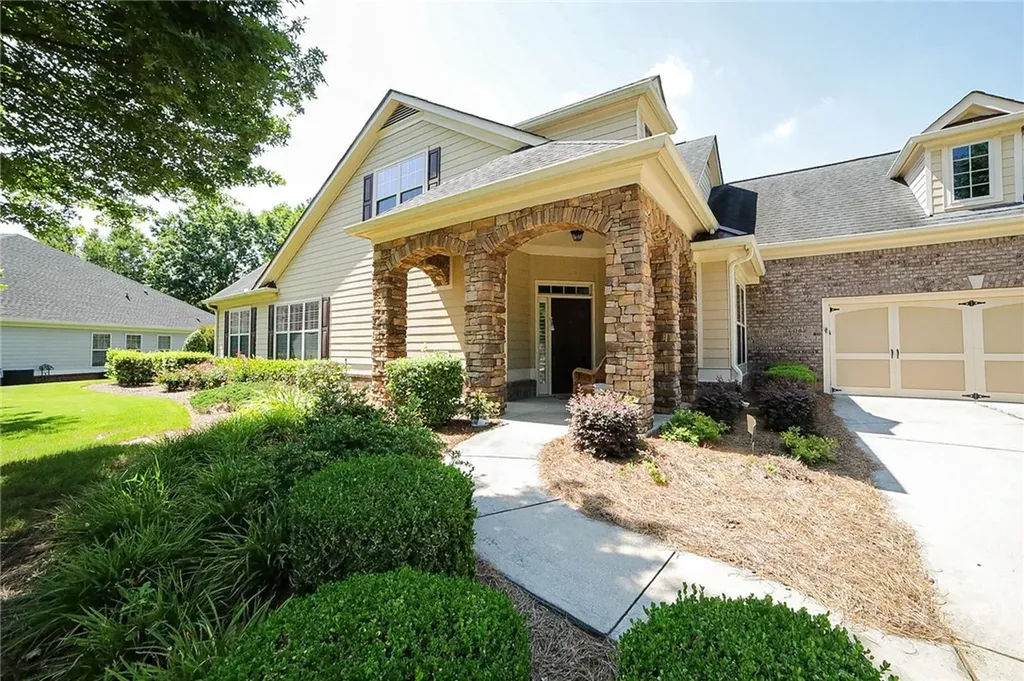 1290 Creek Vista Drive Cumming GA 30041