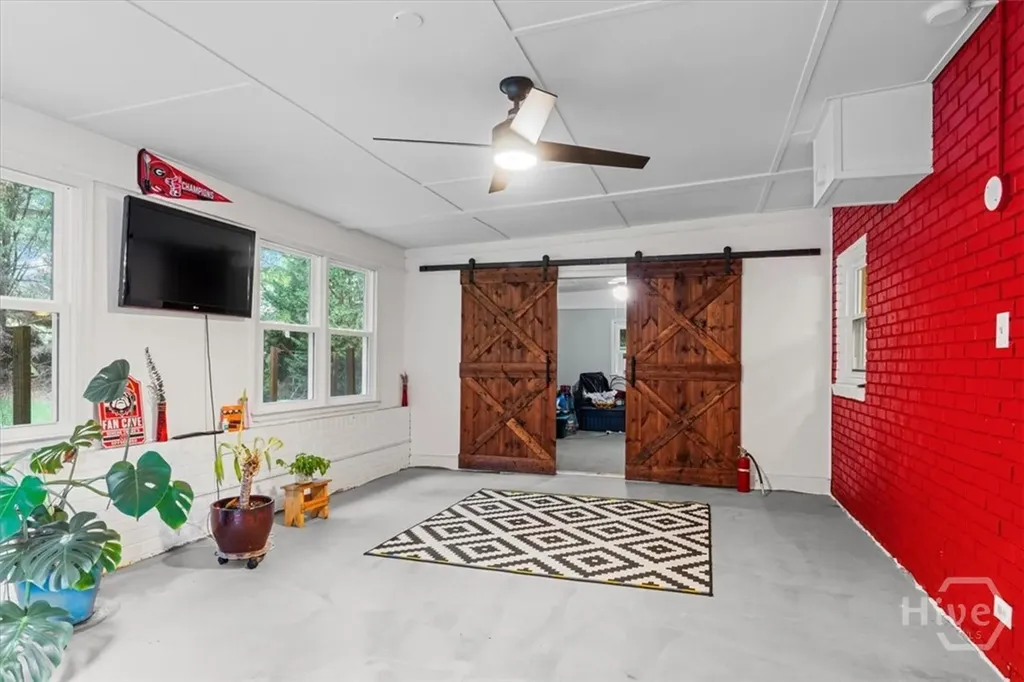 200 Clifton Drive Athens GA 30606