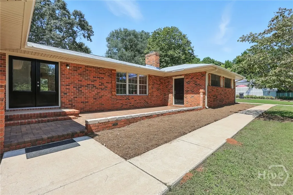 260 Crestwood Drive Athens GA 30605